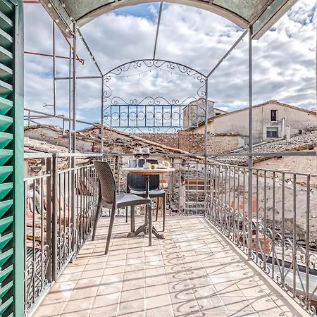 Il Nido - Nuovo Con Terrazzino Nel Centro Storico Si Daire *