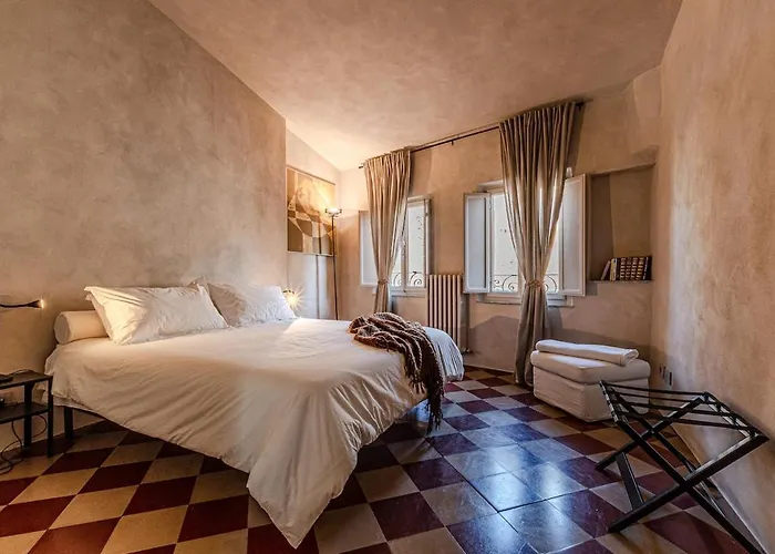 Il Nido - Nuovo Con Terrazzino Nel Centro Storico Si 시에나