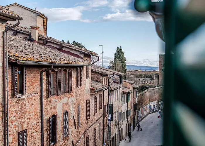 Lägenhet Il Nido - Nuovo Con Terrazzino Nel Centro Storico Si Siena